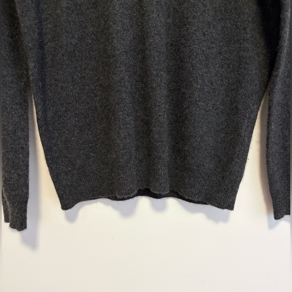 Cashmere club room men’s 100 % cashmere sweater , sz : small - Picture 4 of 6